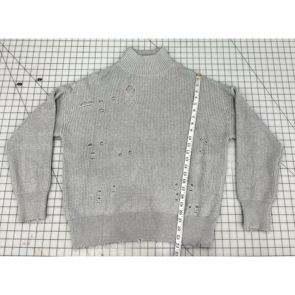 Chelsea DeBoer BY LILY & LOTTIE Sweater Turtleneck Long Sleeve Holes Medium I4 - Picture 9 of 9
